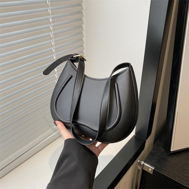 Výklenková a módní jarní kabelka do podpaží, nová textura, všestranná kabelka přes rameno, jednoduchá a módní dámská kabelka