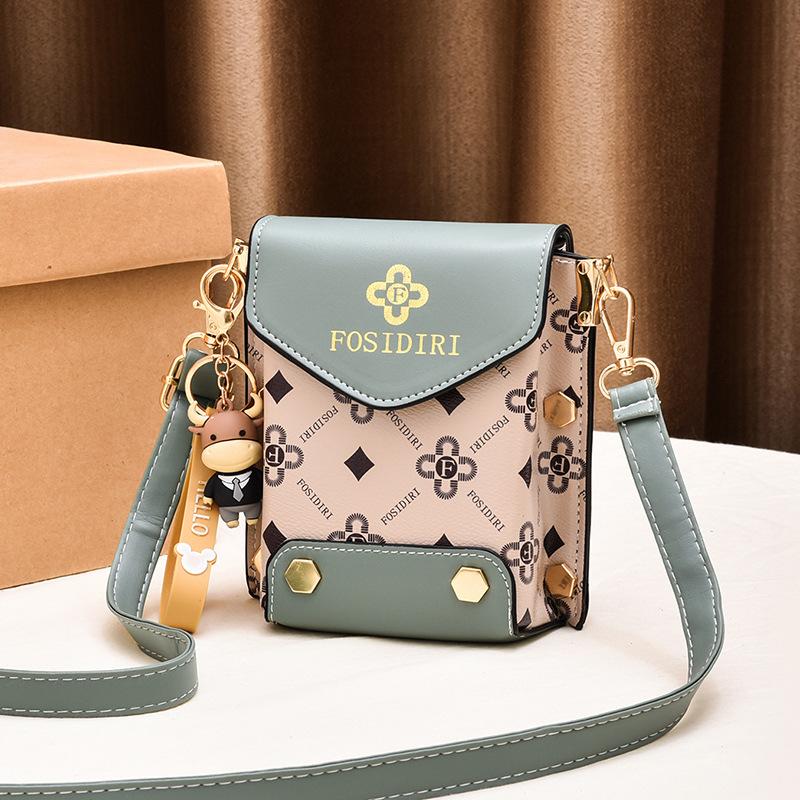 Popular women's small bags, women's summer niche new fashion versatile and explosive single shoulder portable messenger bag