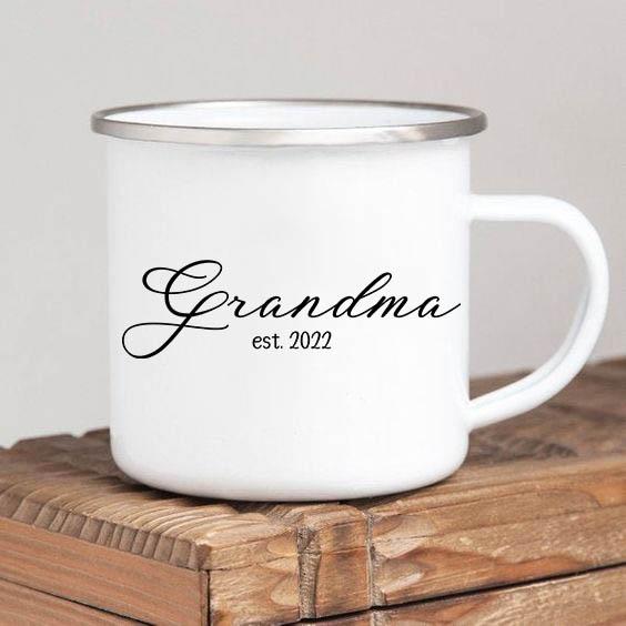 Pregnancy Announcement Coffee Mugs For Grandparents Grandma and Grandpa est 2024 tea cup Gifts mug for New Grandparents