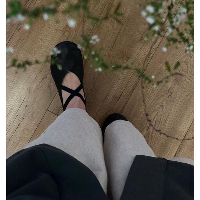

Vintage Summer and Autumn Round Head Crossed Strap Flat Ballet Shoes Vintage Black Single Shoes Women s Shallow Mouth Mary Jane Small Leather Shoes 40 чорний