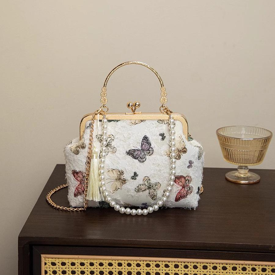New Retro Women's Lock Chic Handbags Butterfly Embroidered Evening Clutch Design Lady Shoulder Bags Shell Clip Crossbody Bag Sac