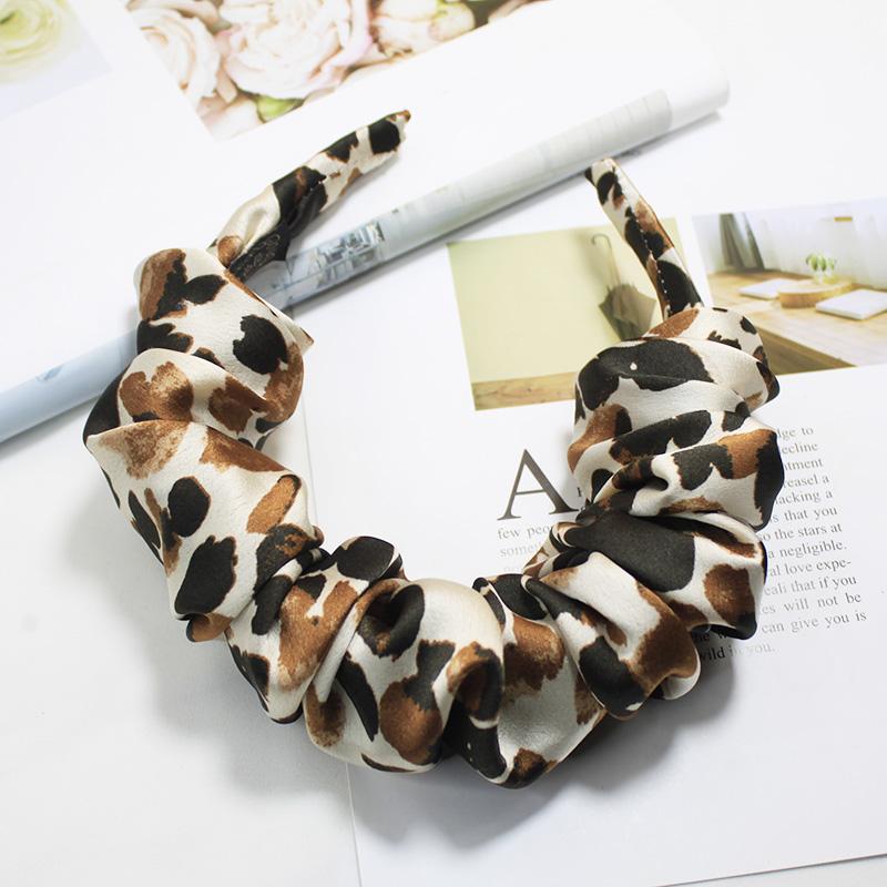 Lystrfac Neue Mode Druck Leopard Scrunchy Stirnband für Frauen Mädchen Trendiges Plissiertes Haarband Weiblicher Kopfschmuck Haaraccessoires