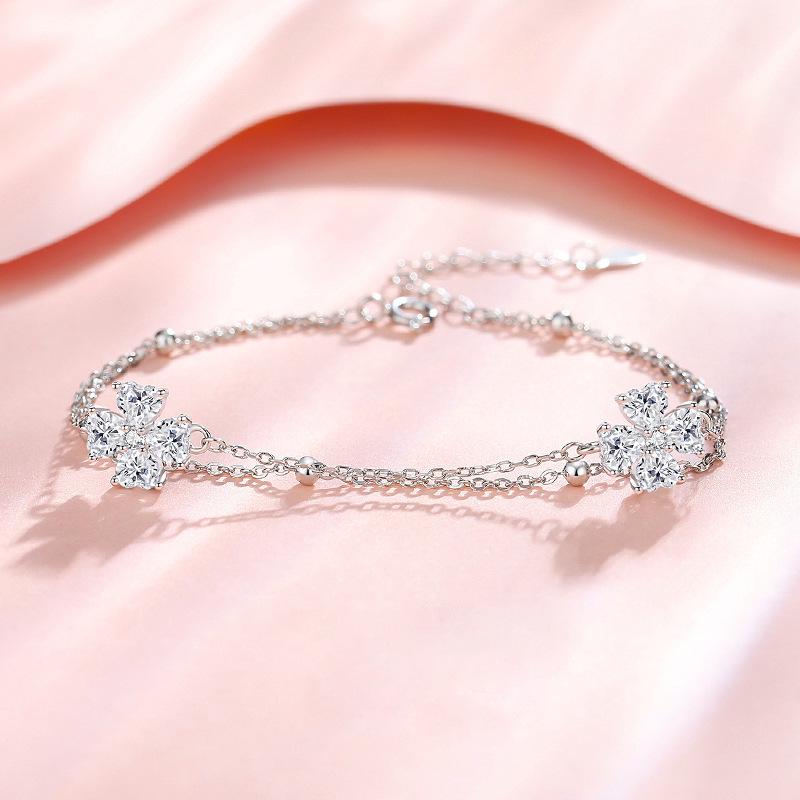 Women s S925 Silver Double Layer Sparkling Four-Leaf Clover Bracelet - Luxury Forest Style Hand Jewelry S925 Silver белого золота