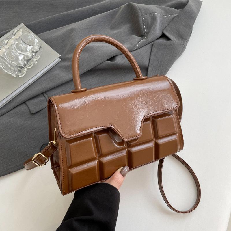 Premium Handbag 2025 Spring New Niche Design Versatile Ins Shoulder Messenger Bag Temperament Small Square Bag