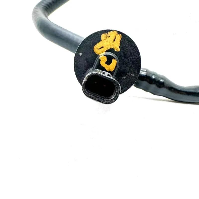 A2740182101  Engine Breathing Vent Pipe Line For Mercedes Benz C E GLC CLK CLS OEM A2740187301 A2740181200 A0009976912