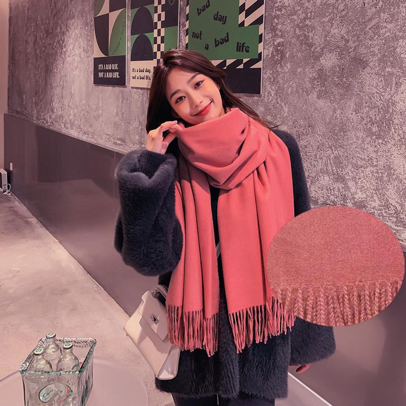 Women's Wool Cashmere-Feel Scarf: Solid Color Shawl for Autumn/Winter 2026