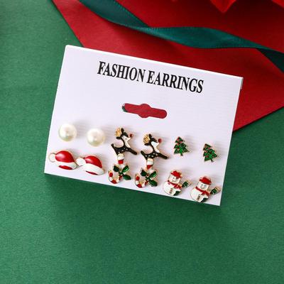 High-End Weihnachts-Cartoon-Ohrring-Set: Perl-Elch, Weihnachtsmannmütze, Schneemann und Zuckerstange Designs für Frauen