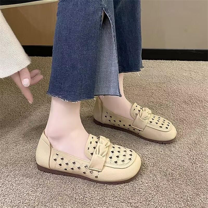 Breathable and Comfortable Soft Leather Flats, Summer Hollow Sandals, New Soft-soled Casual Temperament, One-pedal Doudou Single Shoes