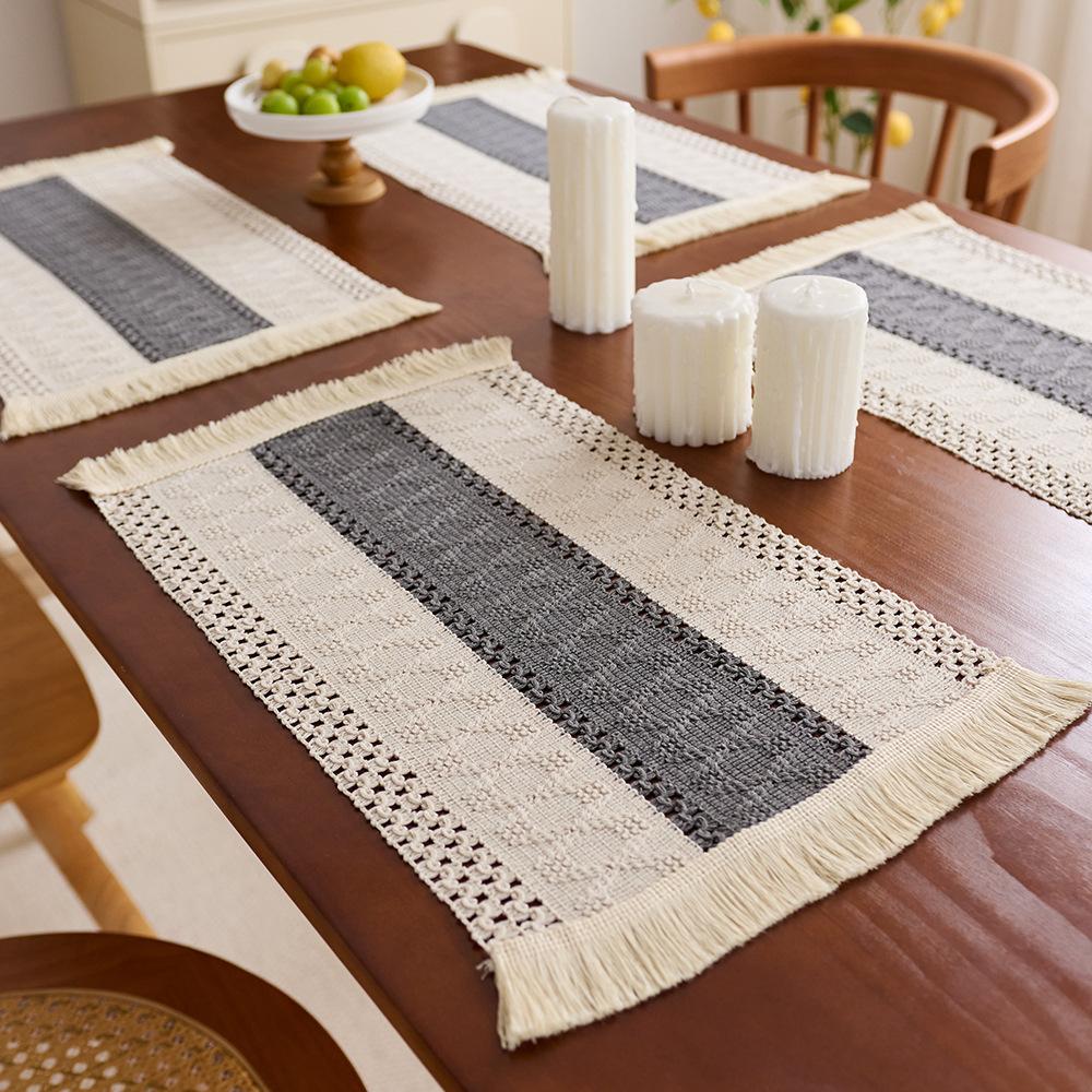 Cotton and linen style placemat tassel color matching woven table flag American country farmhouse holiday party decoration table mat
