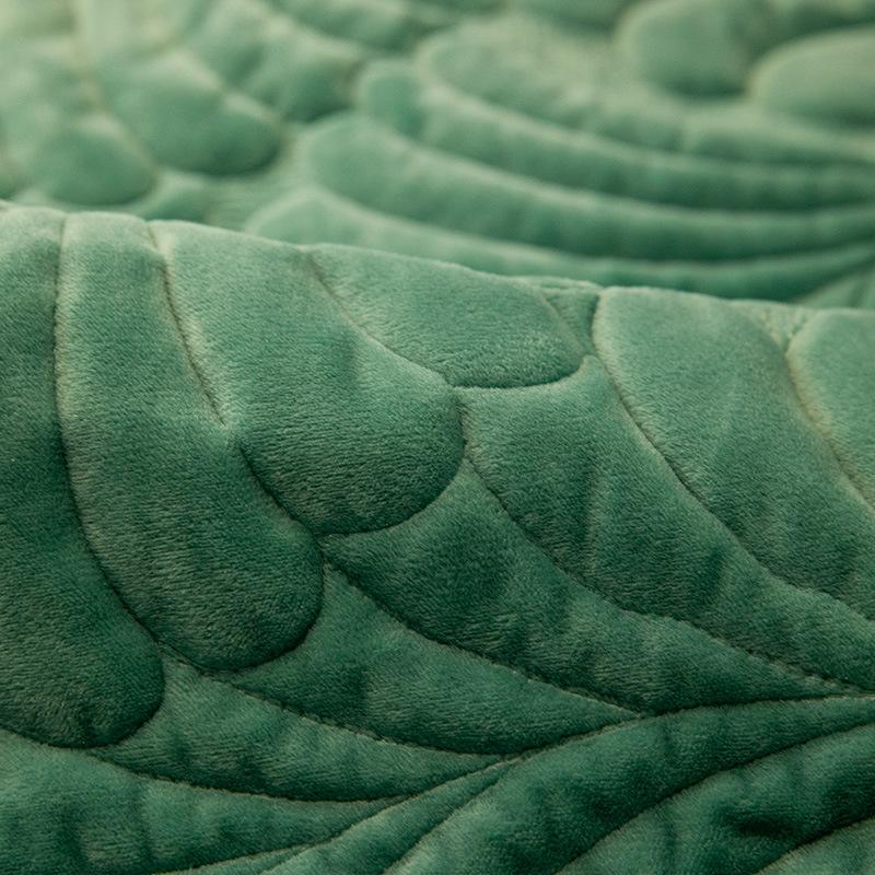 Утолщенный плюшевый чехол для дивана — фото 7