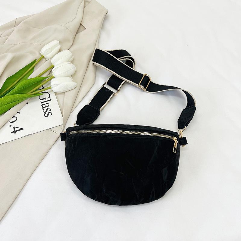 

Дизайнерська сумка через плече Niche 2024, жіноча корейська сумка під пахвами, поясна сумка, модний тренд, проста жіноча повсякденна нагрудна сумка чорний