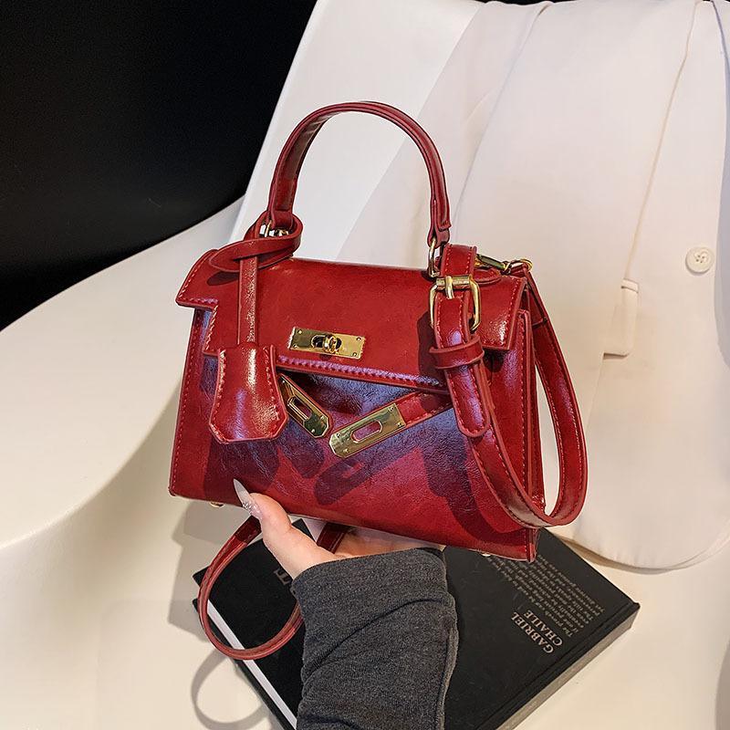 New Fashion Classic Small Lock Portable Shoulder Women's Bag