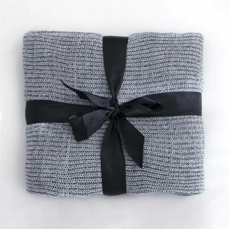 High-End Knitted Wool Blanket with Gradual Color Change Light Luxury Sofa Decor for Home Christmas New Year Valentine's Day Gift