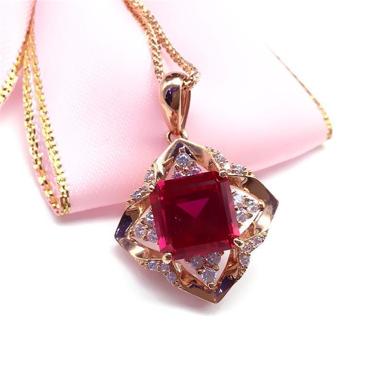 

Exquisite Purple Gold-Plated Rose Gold Inlaid Redstone Square Pendant Set Women S Fashion Temperament Luxury Noble Necklace (single pendant)