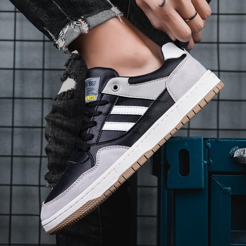 2024 Nuove Scarpe Vulcanizzate da Uomo Traspiranti Casual Scarpe da Barca Comode Pigre Scarpe Piatti Retro con Lacci Tenis Masculino Sneakers