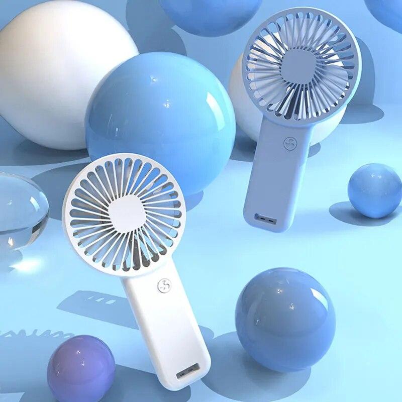 

1 шт. Портативный ручной вентилятор с кронштейном, небольшой электрический вентилятор, домашний офисный настольный вентилятор, USB-перезаряжаемые мини-вентиляторы