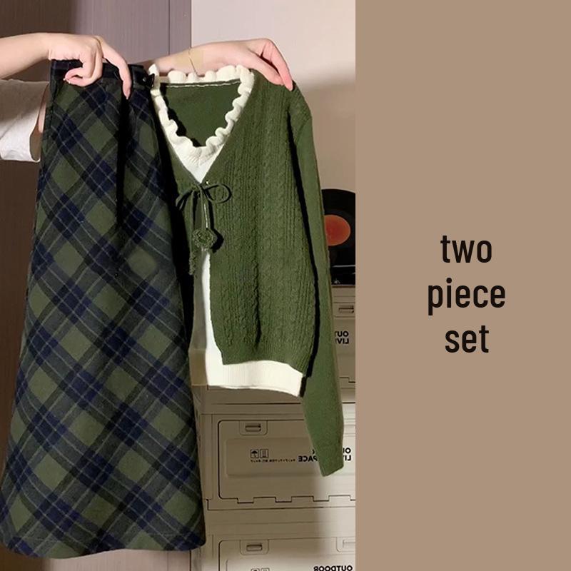 Green Faux Two-Piece Knitted Sweater Dress – Women's Korean Style Plaid Long Dress for Spring & Autumn
