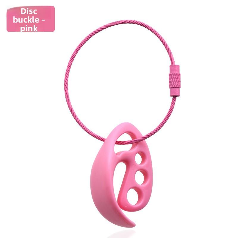 When Using Ultimate Frisbee, You Can Choose To Attach The Frisbee Buckle To Your Backpack To Display The Frisbee or Attach The Frisbee Clip