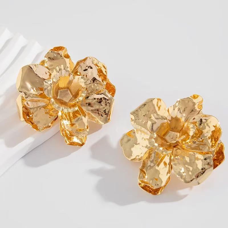 Za Retro Three-Dimensional Metal Large Flower Earrings Light Luxury Gold Flower Stud Earrings Exaggerated Earrings Women