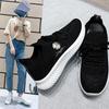 Tendance de la mode automnale pour femmes Chaussures à plateforme épaisses rehaussantes en tissu flyknit Petites chaussures blanches Chaussures pour femmes Chaussures de sport décontractées