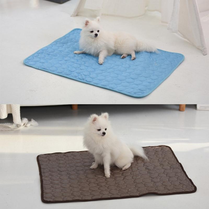 Cooling Mat for Dogs Pet Summer Sleeping Pads No Need to Freeze or Refrigerate Easy to Clean for Indoors Outdoors Use
