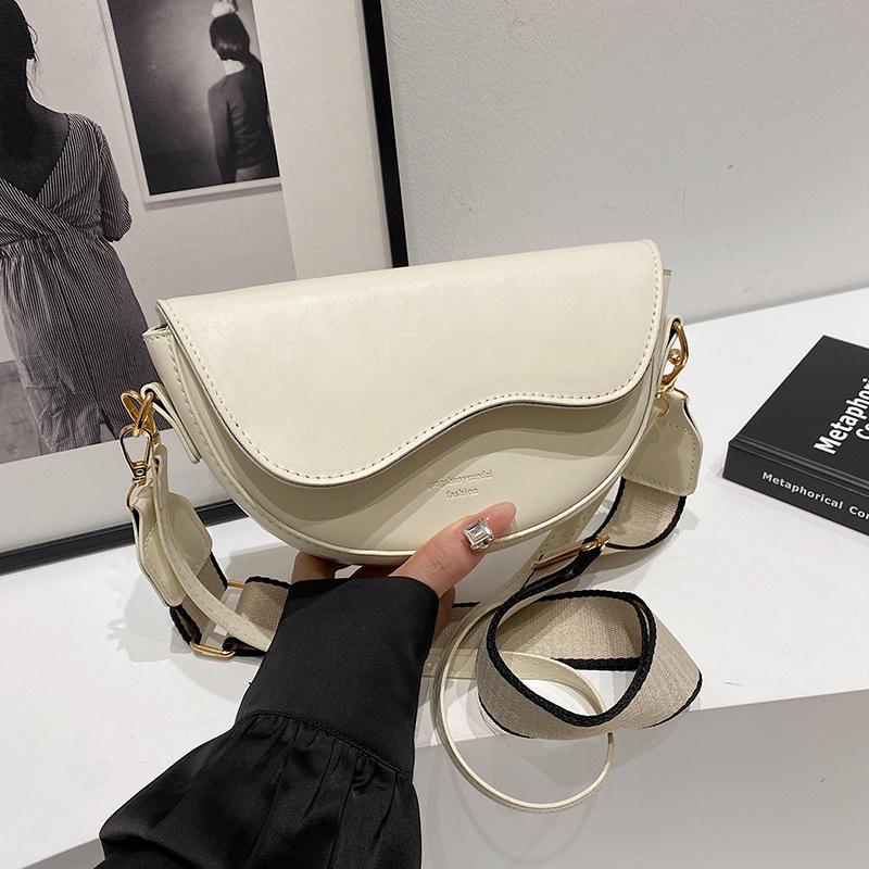 Women's 2025 Retro Textured Small Handbag: Versatile Tote, Crossbody, Shoulder & Saddle Bag