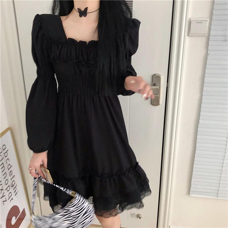 Lace splicing dark bubble sleeves Hepburn small black dress women's autumn new gentle light luxury design dress