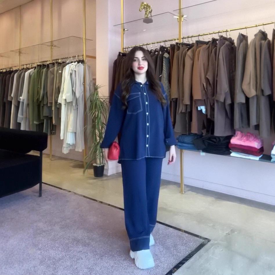 2025 Autumn Women's European & American Two-Piece: Loose Draping Denim Top & Casual Long Pants