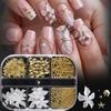 Nageldesign – Strass och nageldekorationer