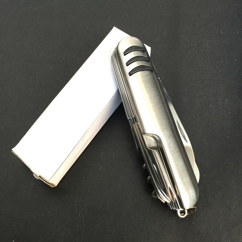 11-Funktionen Edelstahl Multi-Tool Messer: Outdoor Survival & Camping Klapptaschenmesser Geschenk.