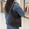 Woven Large-capacity Commuter Bag, New Women's Bag, High-end Retro Shoulder Bag, Tote Bucket Bag.
