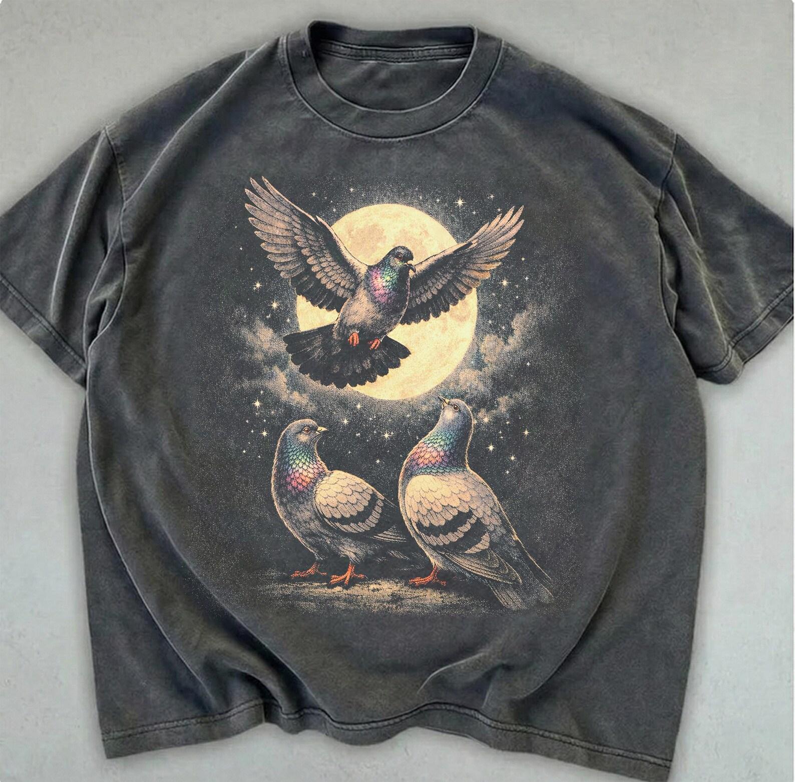 Three Pigeon Retro Graphic T-Shirt, Vintage Pigeon Moon Shirt, Bird Watching Lovers Tee XL