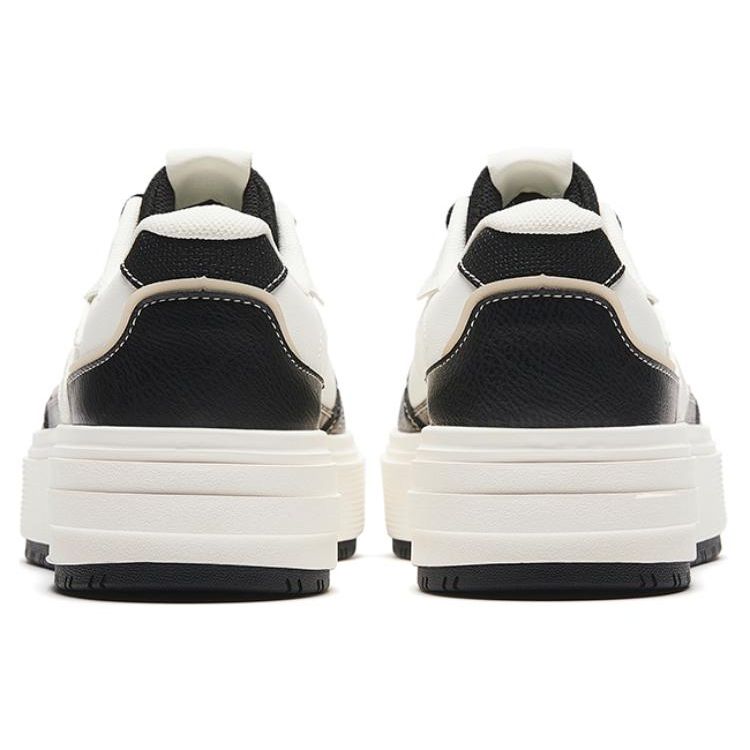 Anta Comfortable Shock Absorbing Durable Low Top Sneakers Women Sneakers White Black 922348013-1