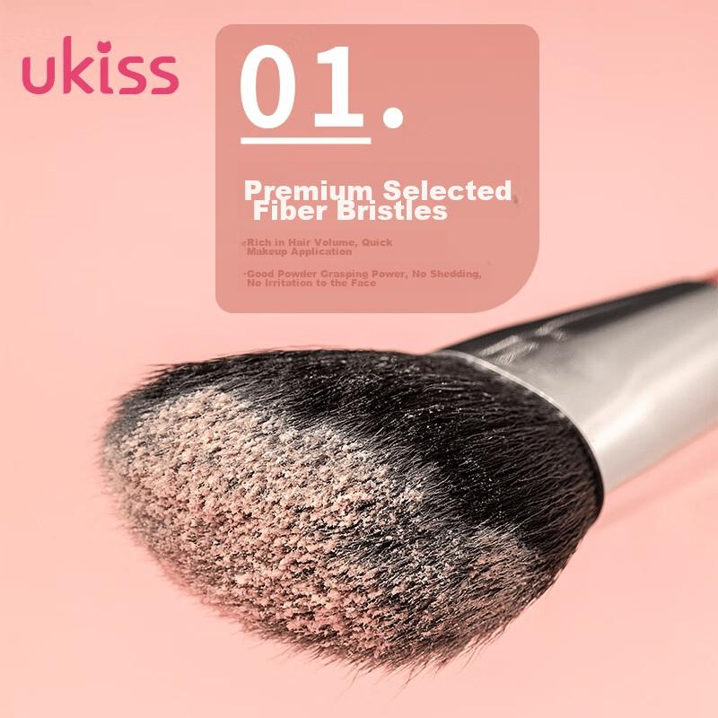 Ukiss Large Angled Contour Brush for Foundation Setting, Blush, Highlighter, Concealer and Nose Shadow Blending, Soft-Bristle, 1 pack