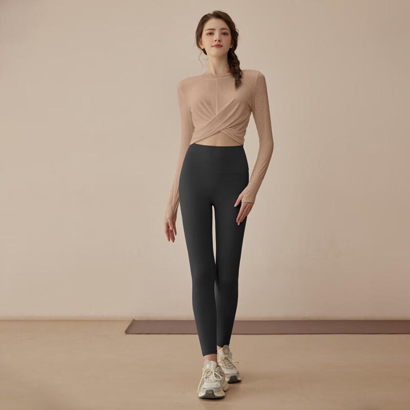 

Женский весенне-летний комплект для пилатеса и йоги M