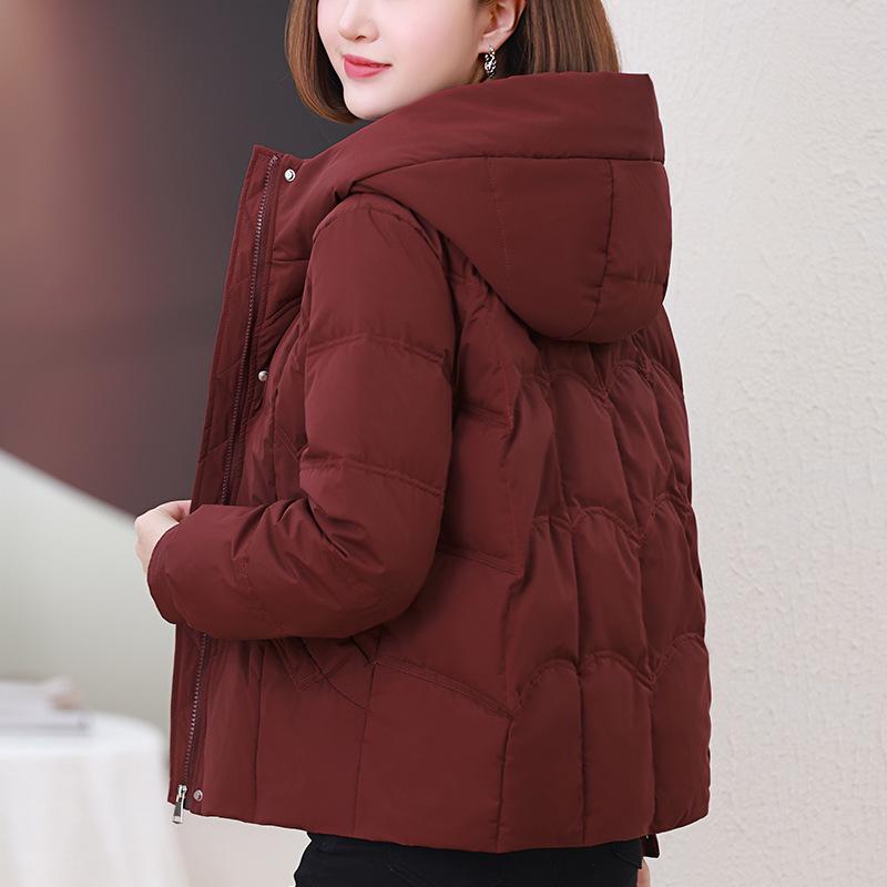 

Thickened Hooded Warm Short Cotton Coat for Women 2024, Fashionable Winter Jacket for Petite and Middle-Aged Mothers M (up to 57 kg) зелений