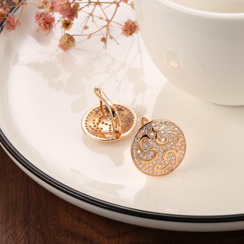 Wedding natural zircon stud earrings, ear buckles, rose gold crystal flower round large earrings.