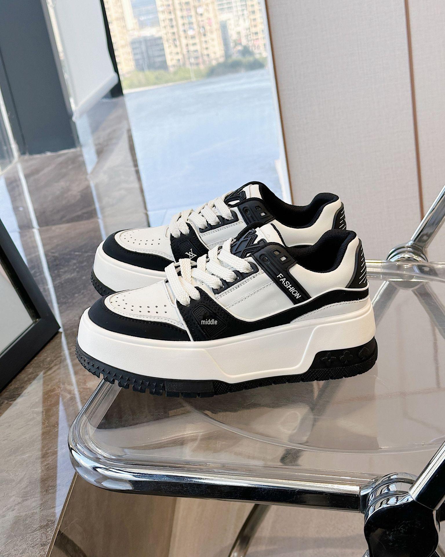 

Женские белые кроссовки из натуральной кожи весна-лето 2024 г. – толстая подошва, модные, плоские, подходящие по цвету, повседневная обувь в корейском стиле 38 чёрный