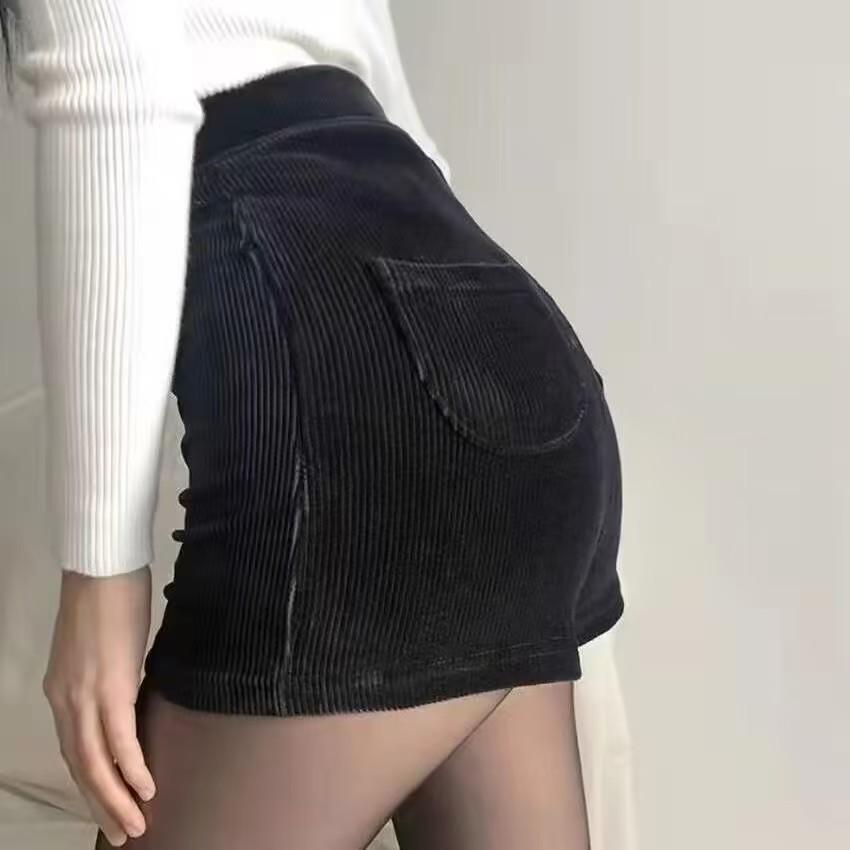 Black Fleece-Lined High Waist Corduroy Shorts - Women's Autumn/Winter Casual Booty Hot Pants