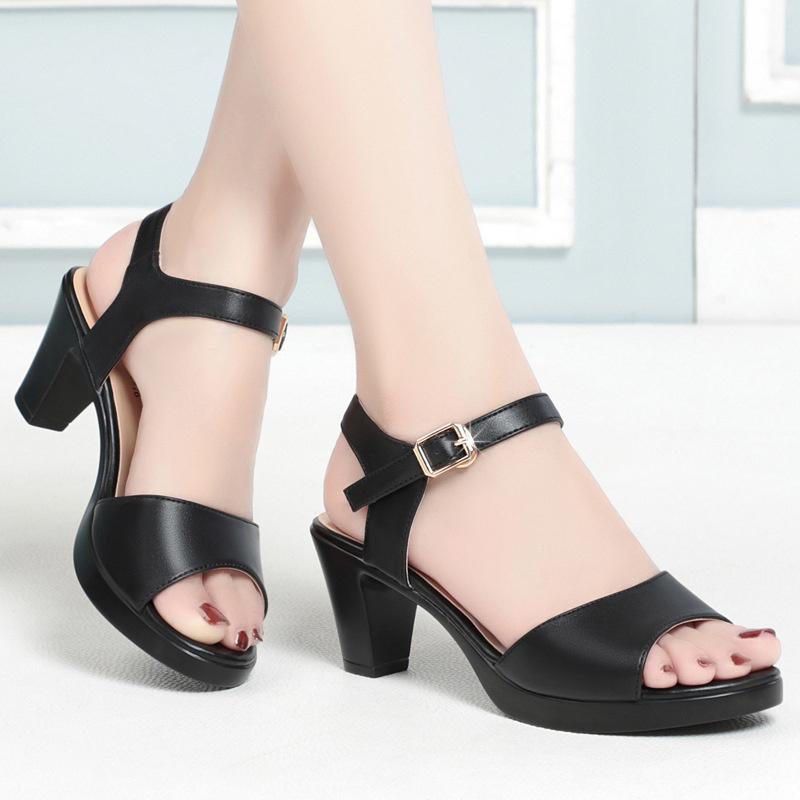 Fashion Elegant Women Fashion Black Comfort Summer Hollow Open Toe Square Heel Shoes Spring Buckle Strap Heel Fish Mouth Sandals