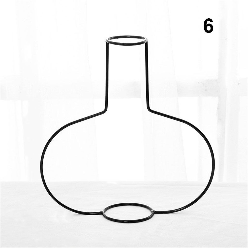 Animals Minimalist Art Iron Sculpture Retro Metal Black Lines Handmade Figurines Abstract Cat Dog Ornaments Desk Art Decorations