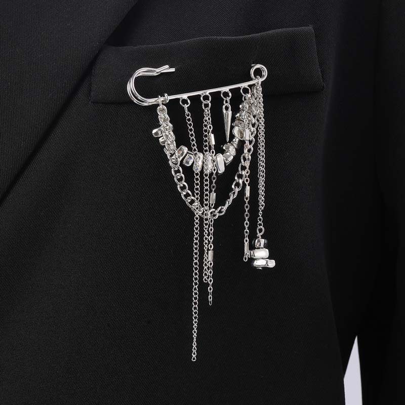 Spilla con Catena a Nappa in Metallo CCB alla Moda per Donna Gotica Colore Argento Irregolare Fatta a Mano con Catena di Perline Spilla Gioiello Accessorio
