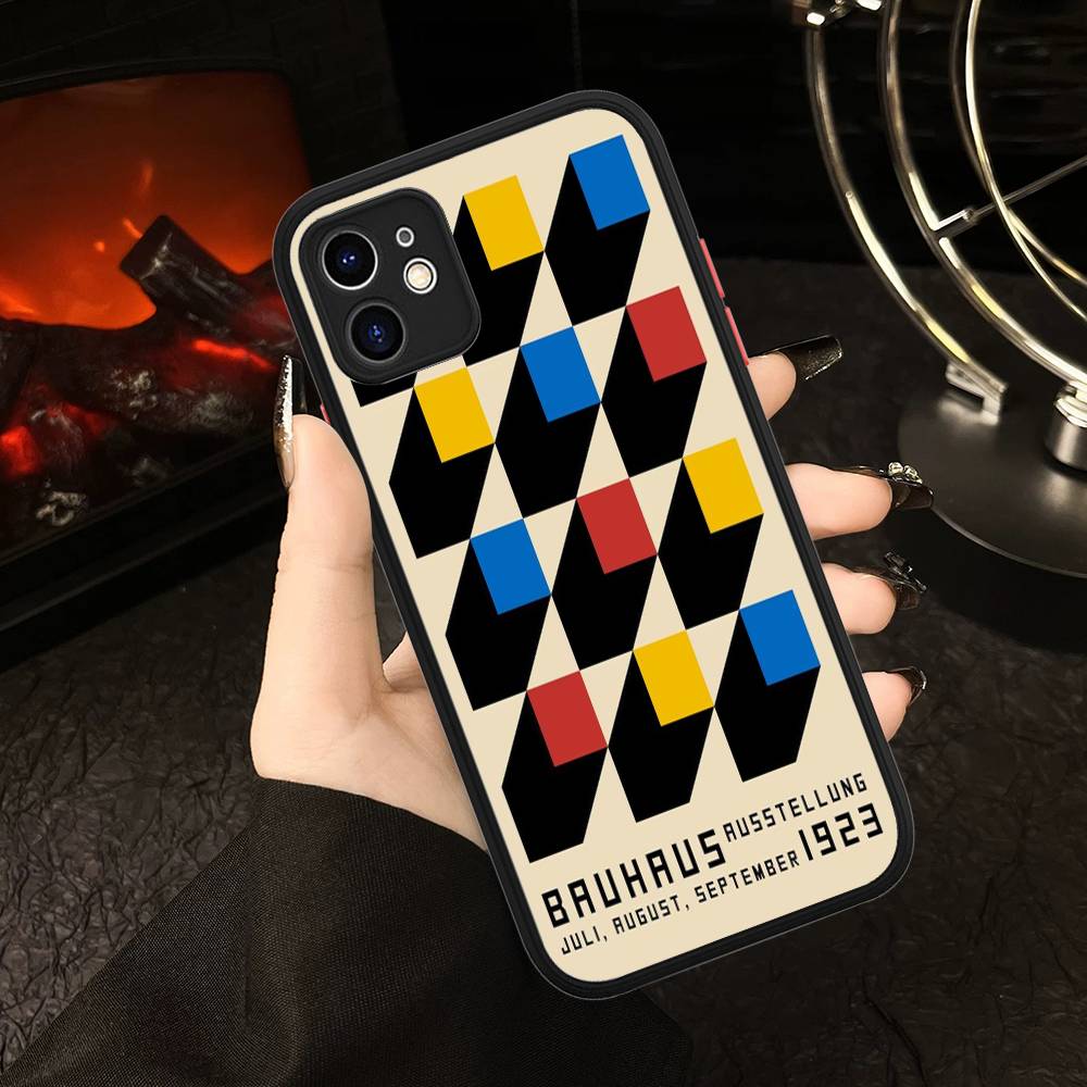 B-Bauhaus Fashion Retro Art For IPhone 16 15 14 13 12 11 Pro Max X XS MAX Plus Translucent Black Phone Cover