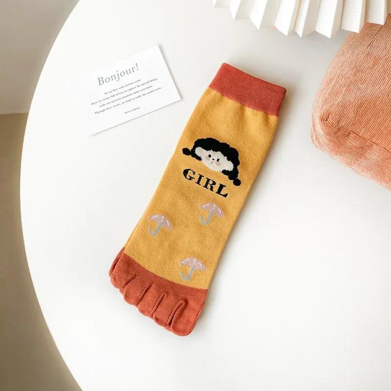 Nouveaux chaussettes mi-mollet respirantes absorbant la sueur à cinq doigts pour femmes, chaussettes à orteils séparés, chaussettes étudiantes mignonnes de dessin animé pour filles