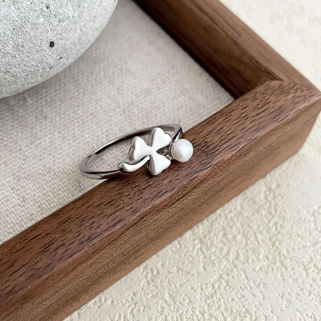 S925 Sterling Silver 18k Gold Plated Pearl Ring, Women's Cold Style Four-Leaf Clover High-End Design