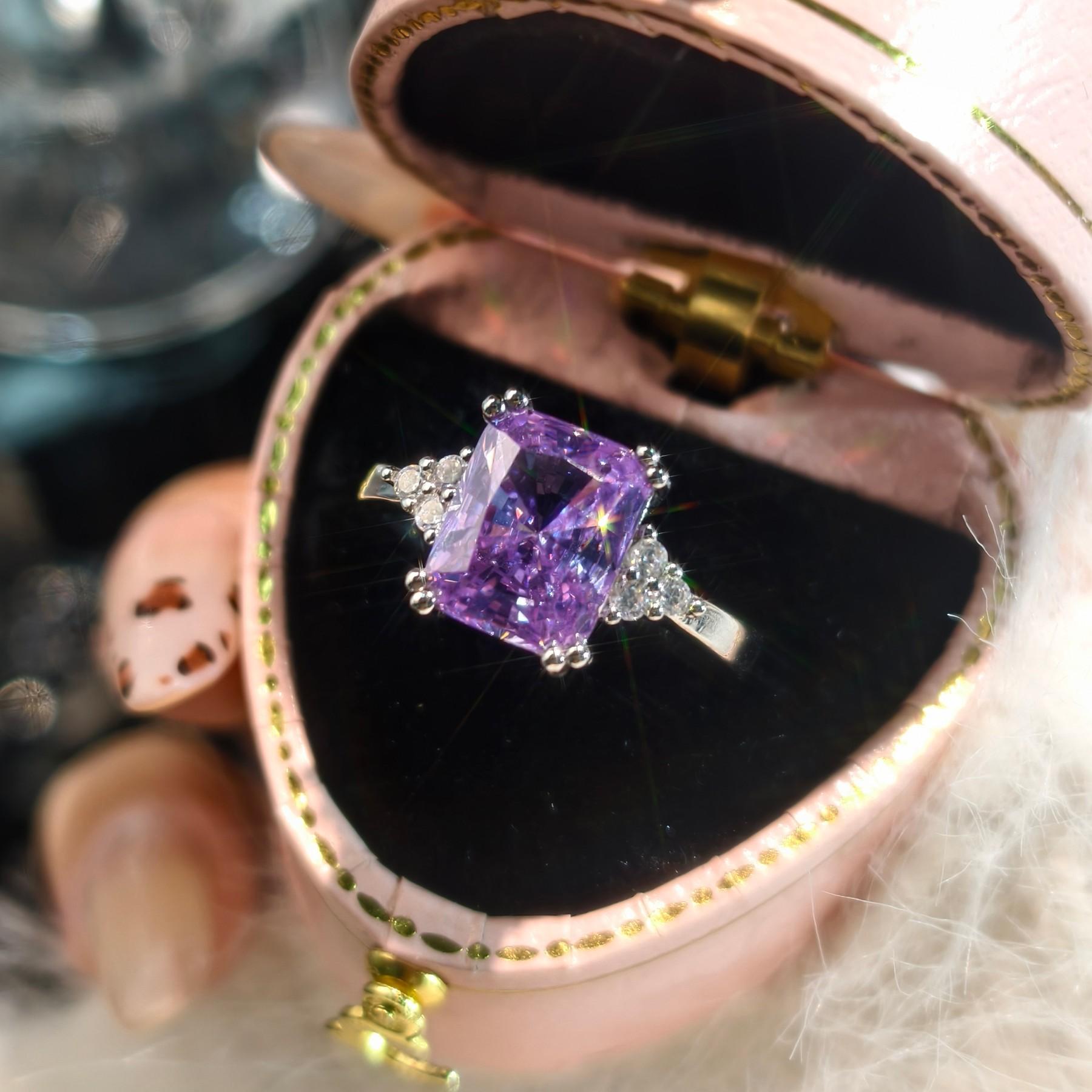 2026 Rectangular Crushed Ice Zircon Marriage Proposal Open Ring Female, Fashion Temperament Simple Wedding Ring Ring Resizable
