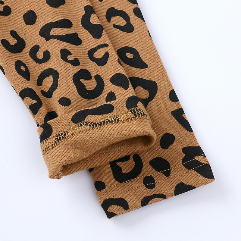 Conjunto de pijamas para bebés de otoño e invierno, ropa de dormir con estampado de leopardo para niños, ropa interior de algodón para el hogar para niñas