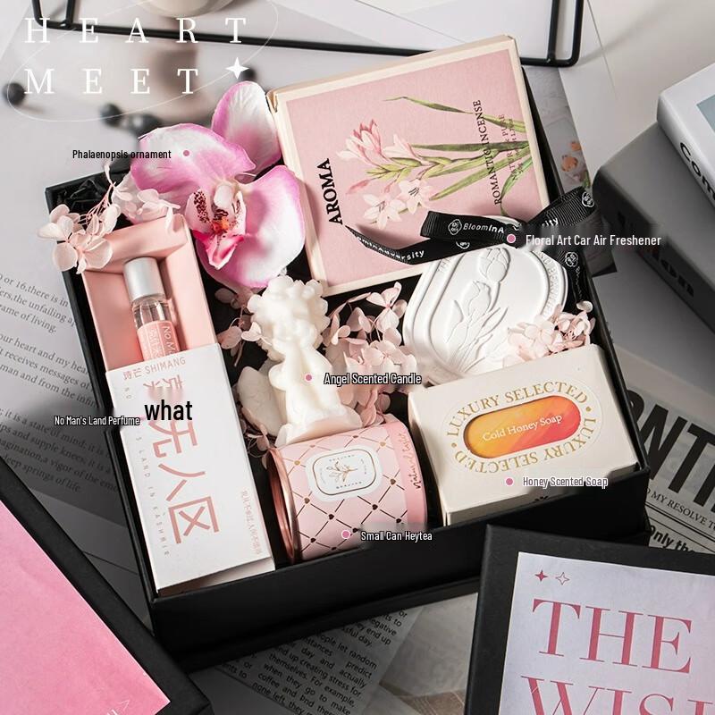 Elegant Women s Day Gift Set