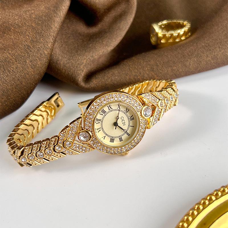 Light Luxury Medieval Full Diamond Women'S Watch Niche High-End Blue Fritillary Small Exquisite Gold Quartz Watch