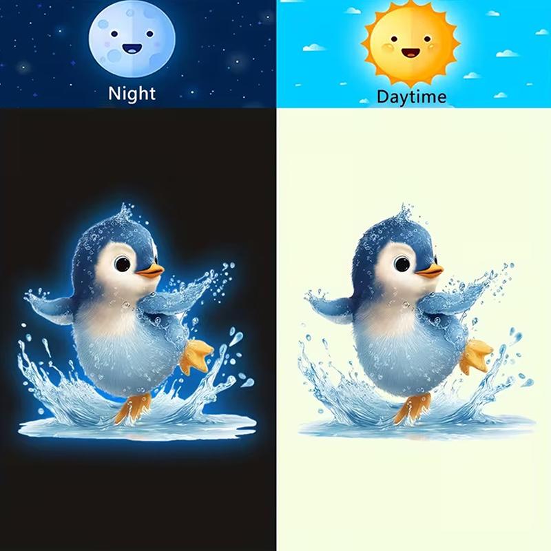 Karanlıkta Parlayan Penguen Tuvalet Stickerı Banyo Çıkartması Kendinden Yapışkanlı Çıkarılabilir Parlayan Duvar Stickerı Ev Dekorasyonu